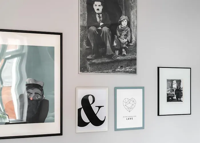 Scandi Male Garbary Apartment Piaskowa Near Old Market Square By Noclegi Renters