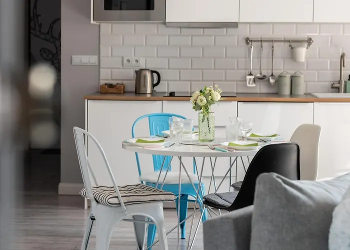 Scandi Male Garbary Apartment Piaskowa Near Old Market Square By Noclegi Renters