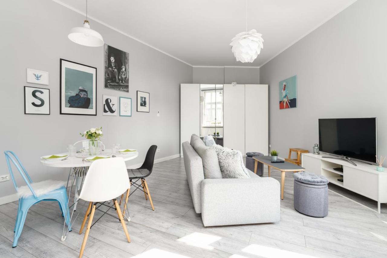 Scandi Male Garbary Piaskowa Near Old Market Square By Renters *