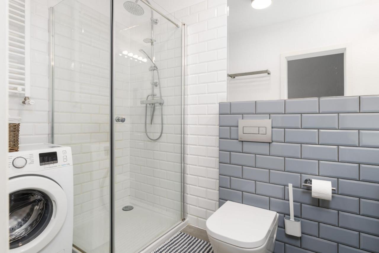 Scandi Male Garbary Piaskowa Near Old Market Square By Renters Apartment *