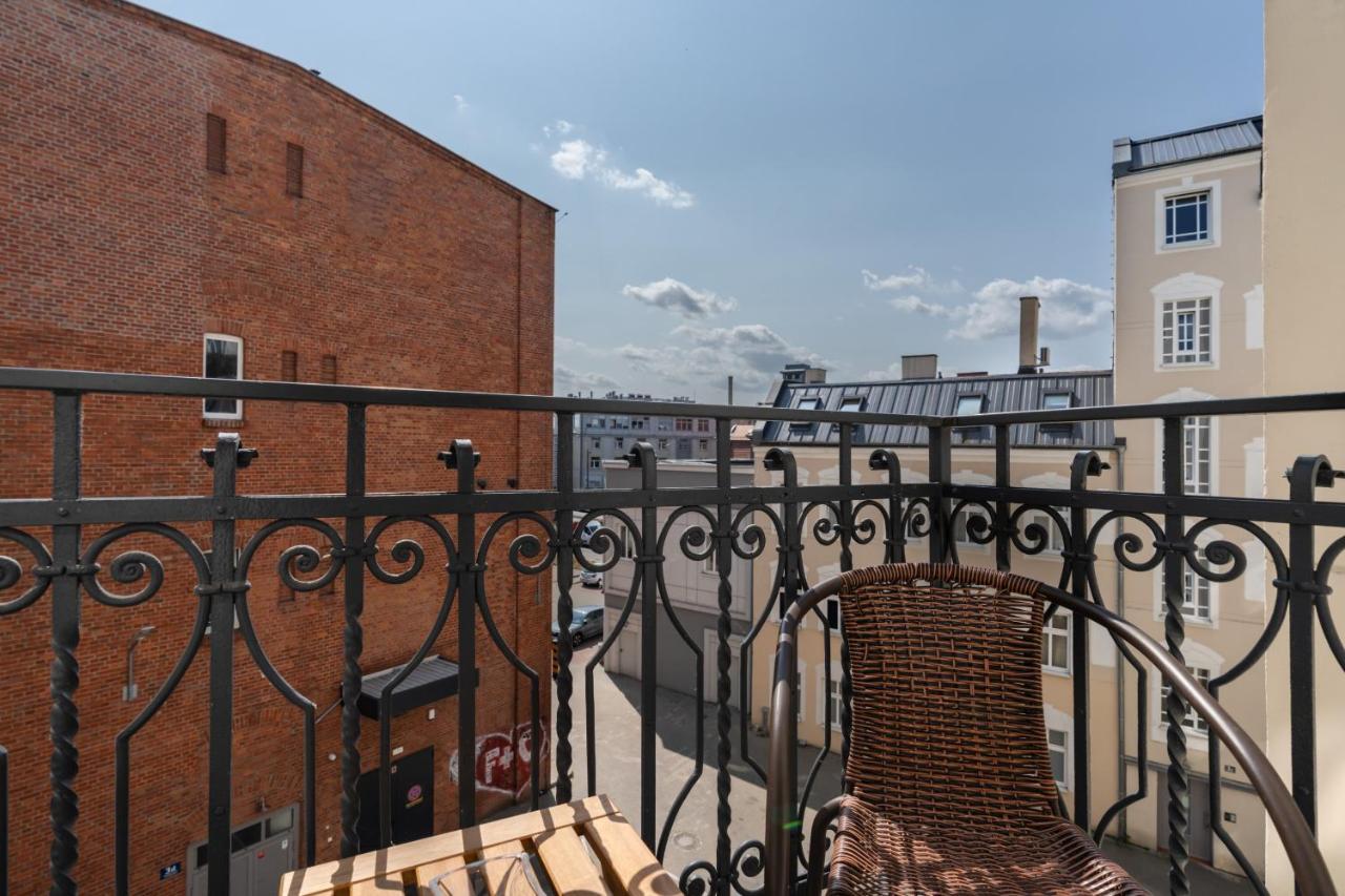 Apartment Scandi Male Garbary Piaskowa Near Old Market Square By Renters *